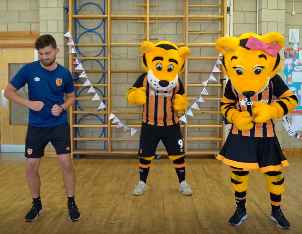 KS1 PE mascot skills with Roary and Amber